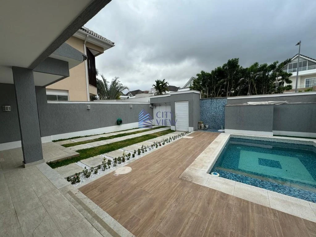 House with 5 bedrooms and 360 m² plus 4 parking spots — photo 3