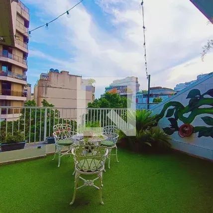 Apartamento mobiliado com 2 quartos e 3 banheiros — photo 2