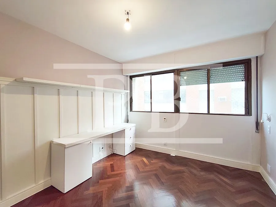 4-bedroom apartment 284 m² with 3 parking spaces — photo 22