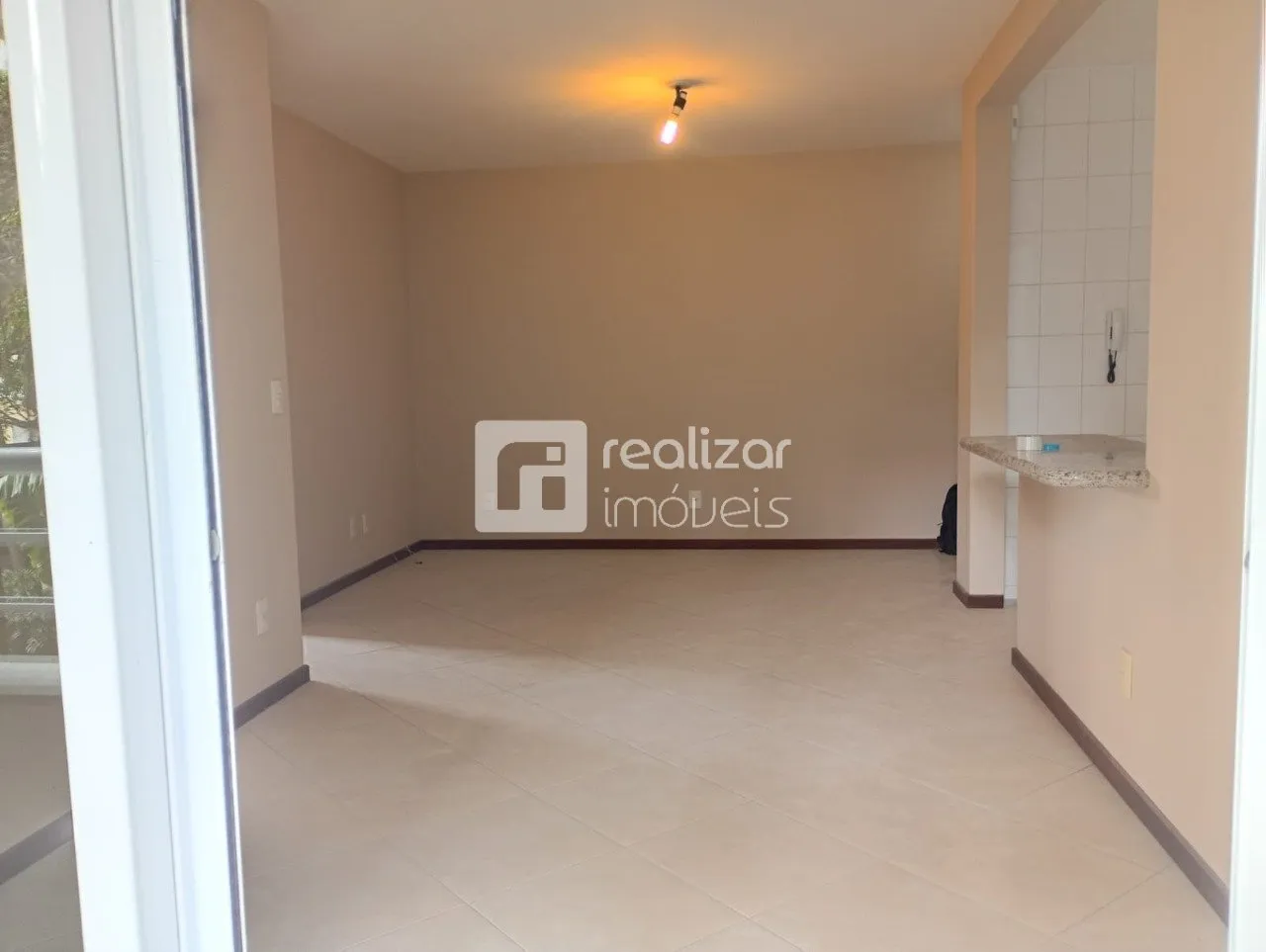 Apartamento de 2 dormitorios con balcón y 1 plaza — photo 31