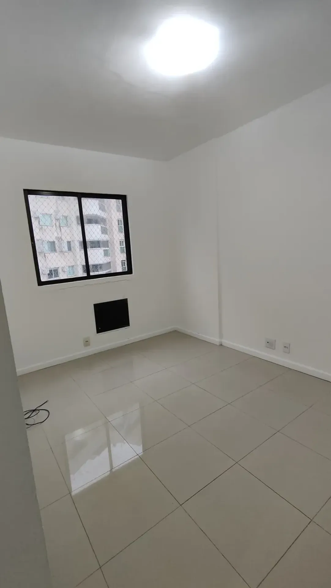 Unfurnished 2-bedroom apartment with 2 bathrooms — photo 15