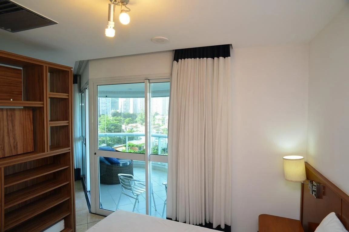 Apartamento mobiliado com 1 quarto em suíte e varanda — photo 12
