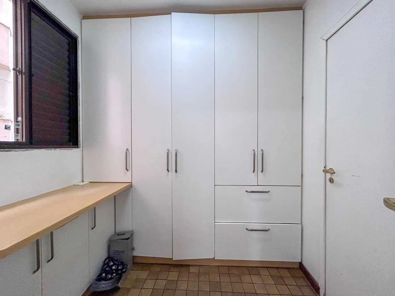 3-bedroom apartment with a home office — photo 31