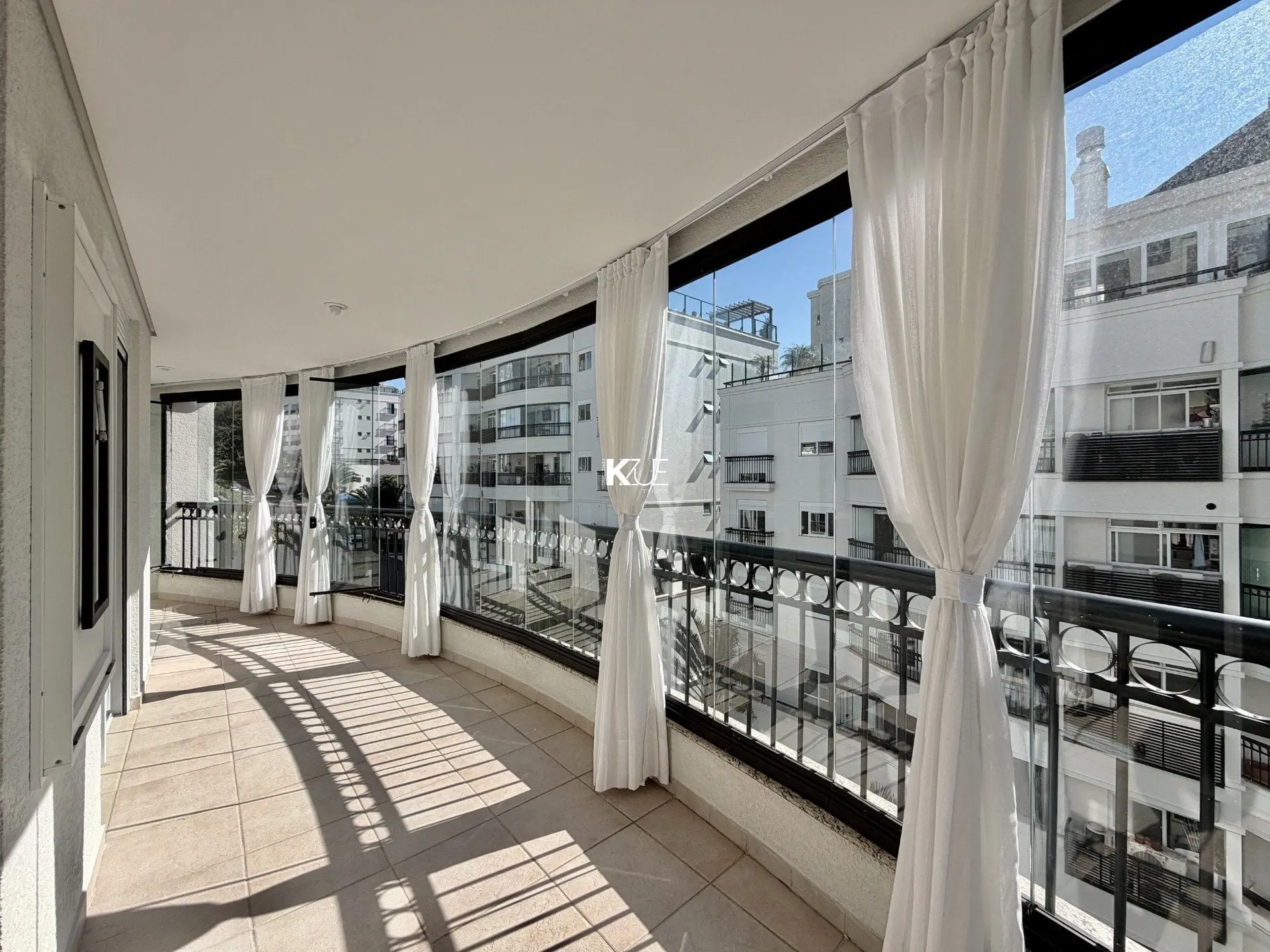 2-bedroom apartment in a building with a sauna — photo 19