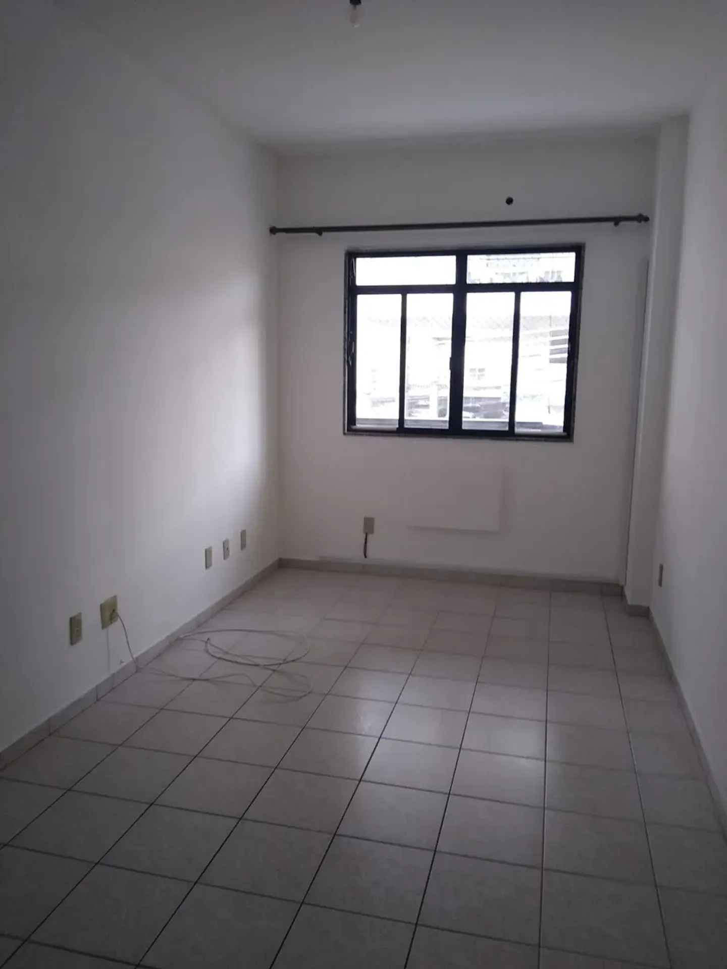 3-bedroom apartment, 1 with its own bathroom, 99 m² — photo 12