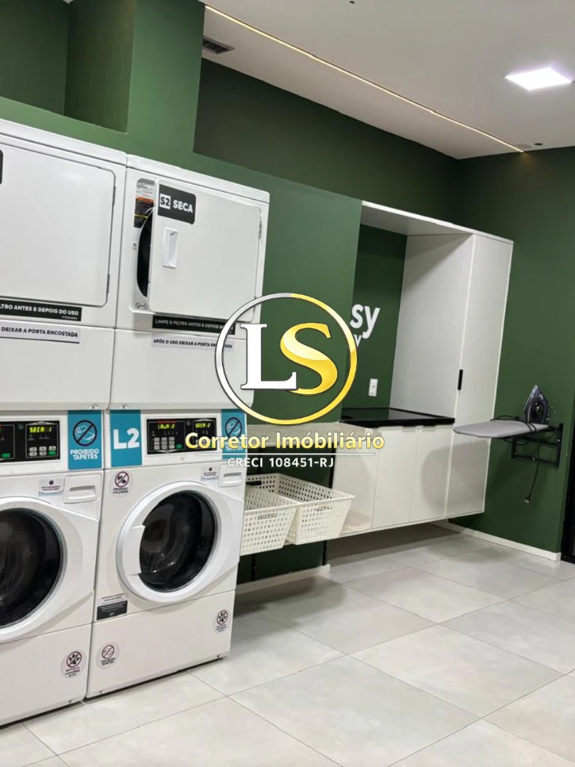 Washing machine in a one-bedroom apartment, 43 m² — photo 24