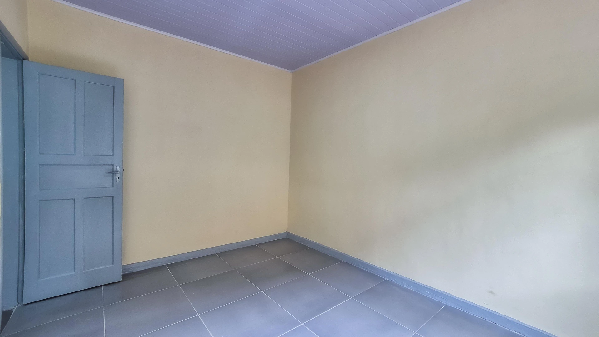 House, 100 m², with a garden — photo 2