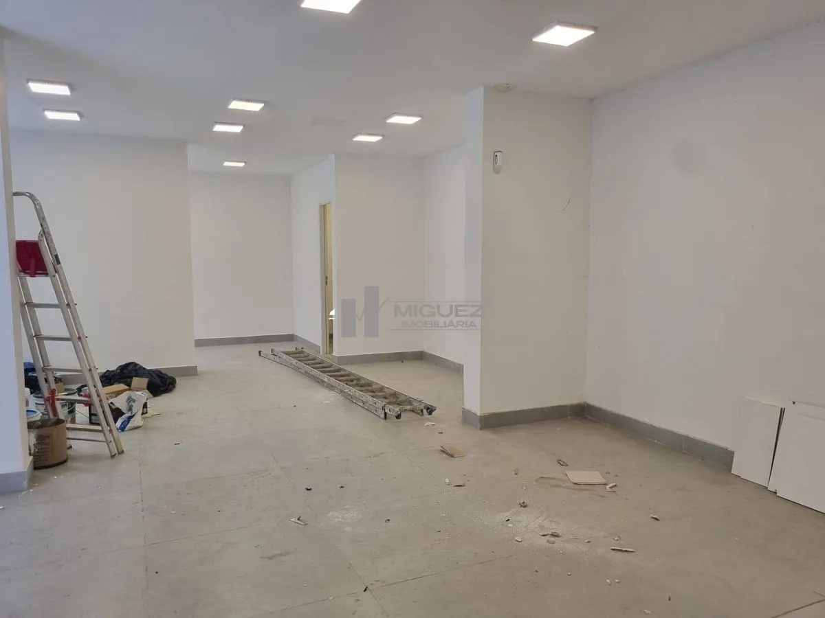 Unfurnished rental house with 1 bedroom and 6 baths 401 m² — photo 27