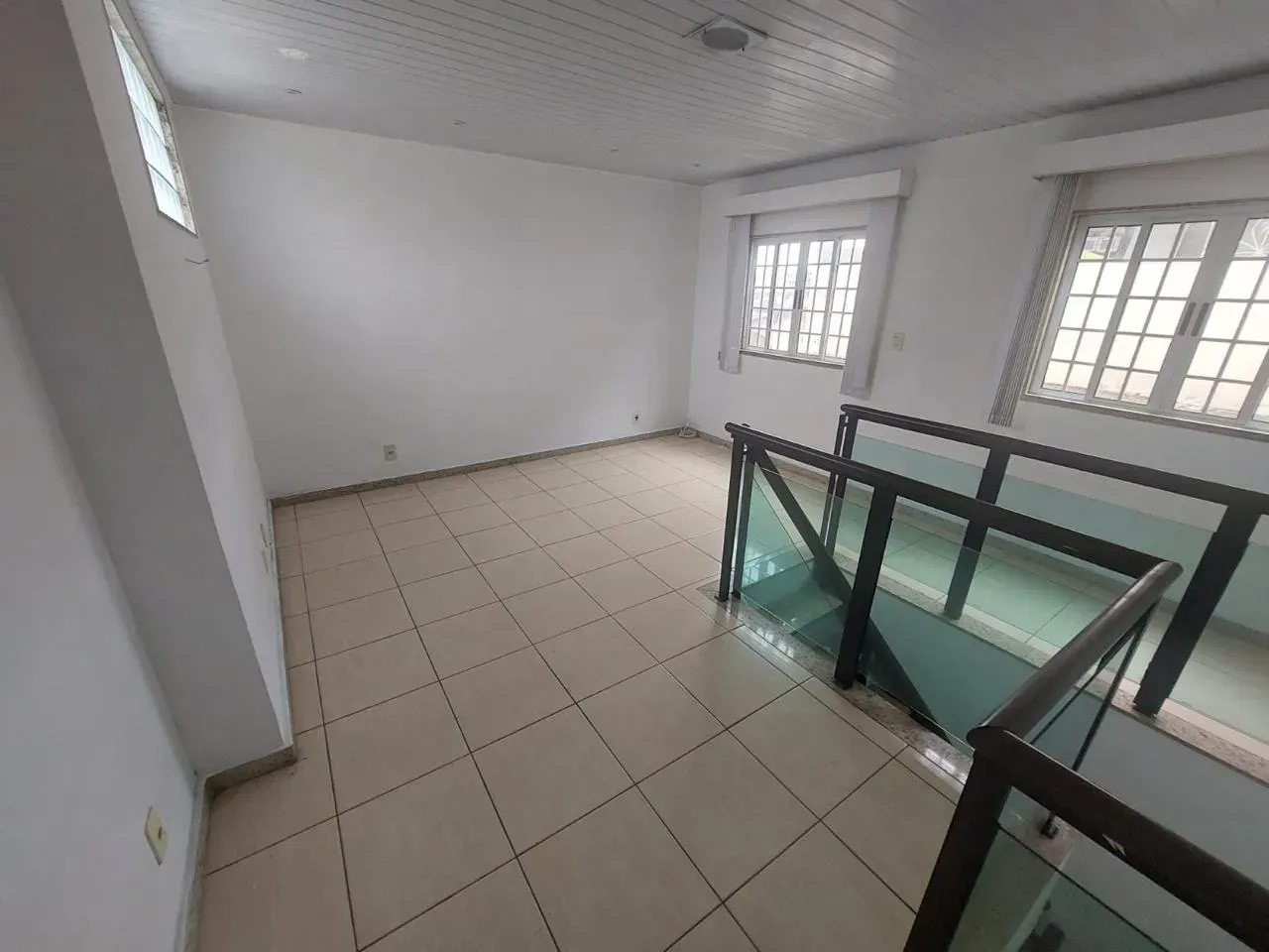 2-bedroom house, 1 with its own bathroom, 100 m² — photo 8