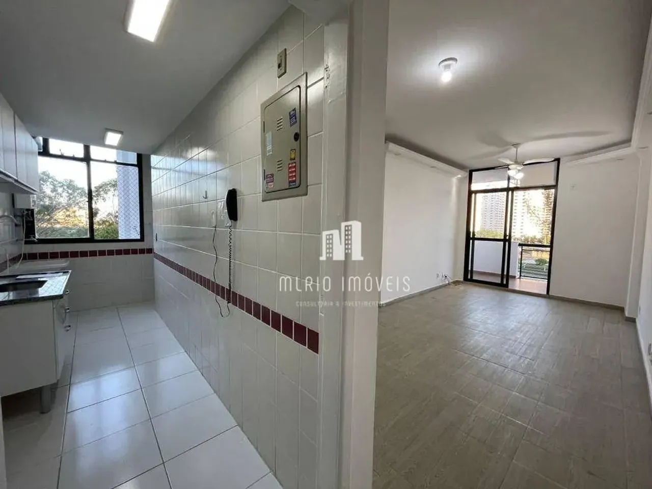 3-bedroom apartment with tile floors and balcony — photo 11