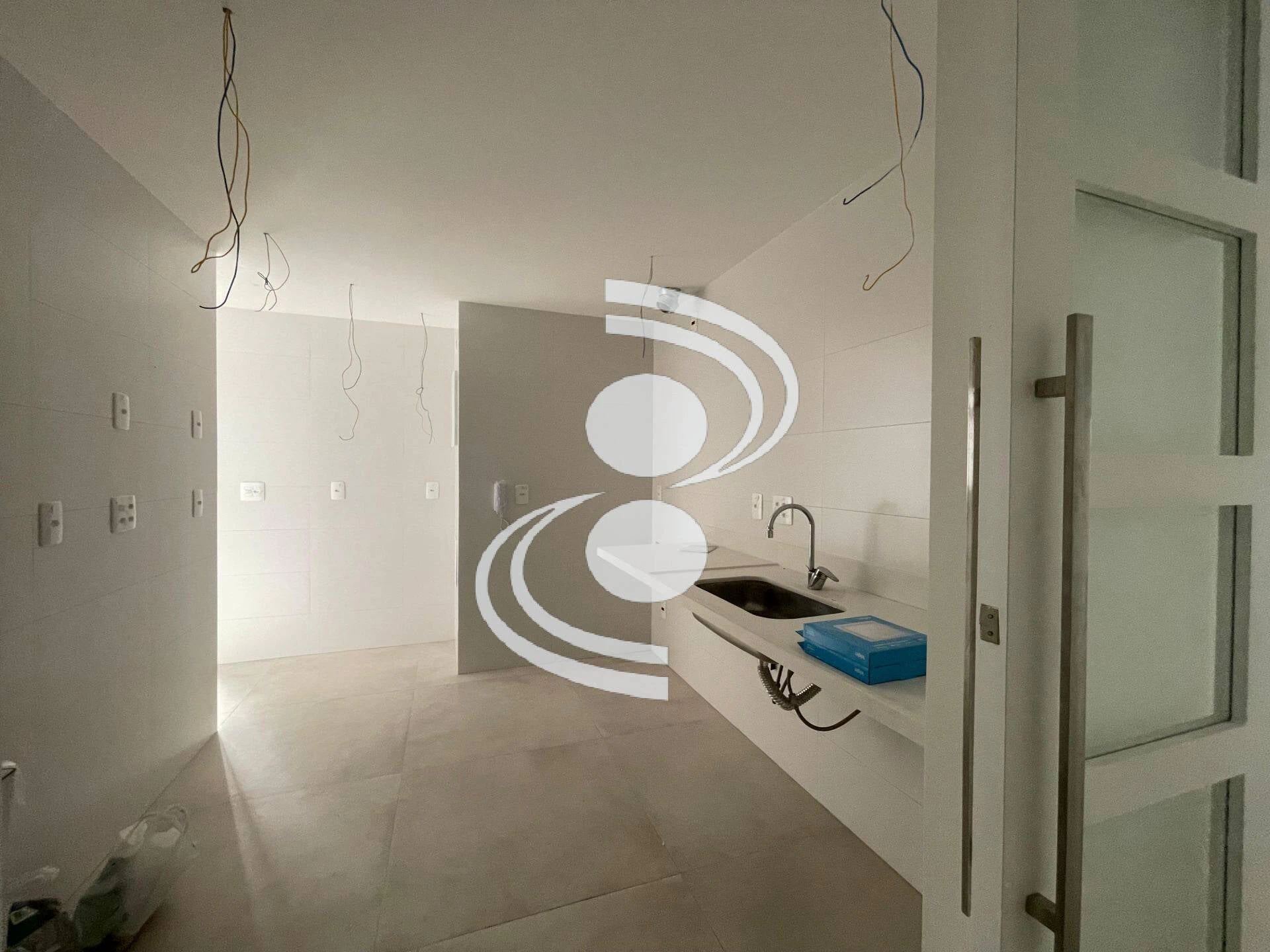 Apartment, 142 m², with a grill on the balcony — photo 13