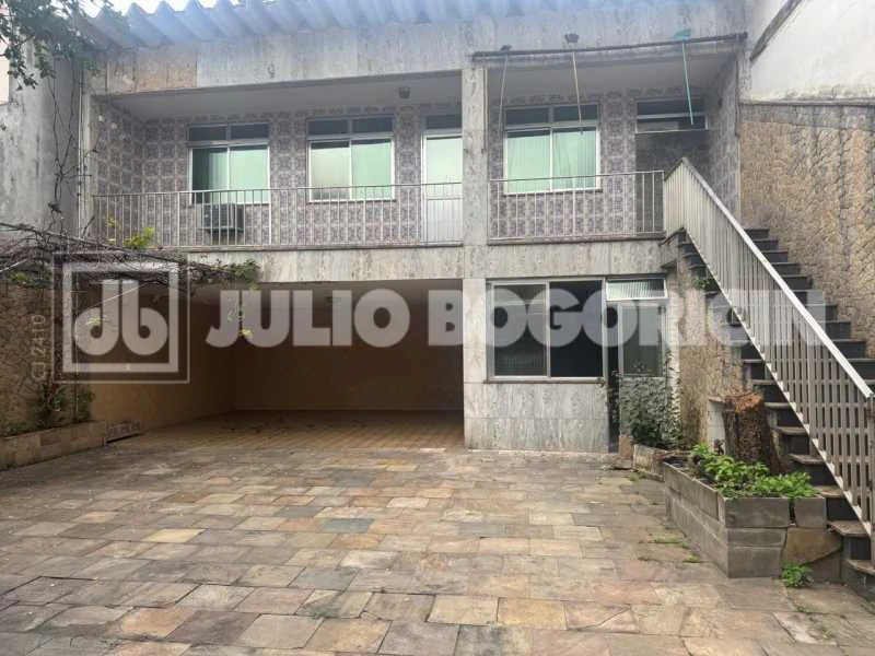 Дом 429 м²: 4 спальни, 5 парковочных мест, барбекю — photo 29