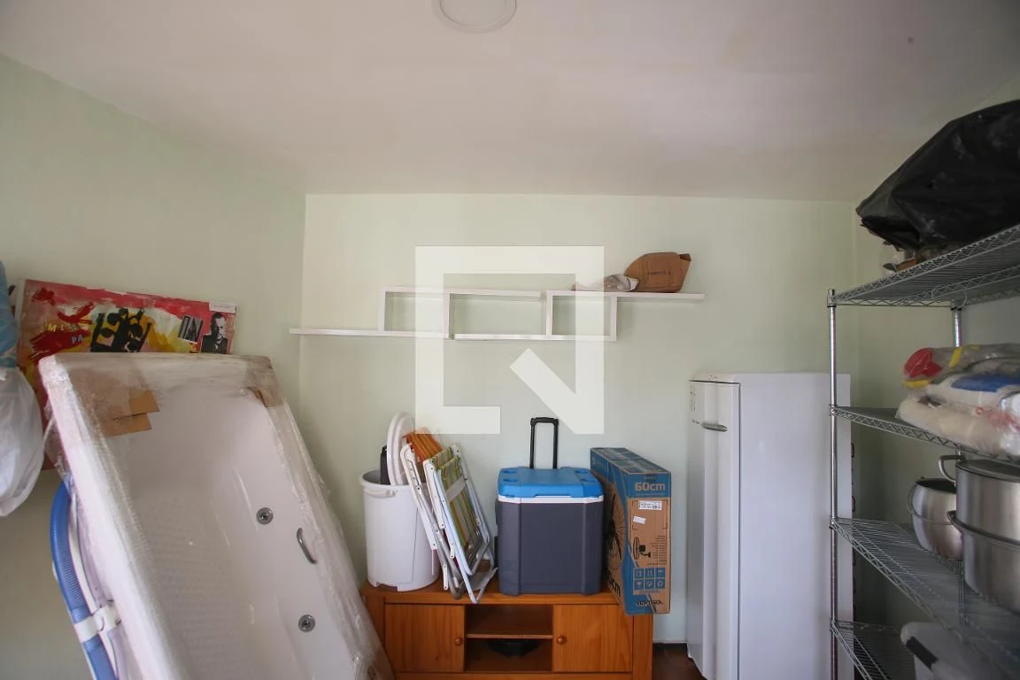 5-bedroom house with a bathtub in Rio de Janeiro — photo 5
