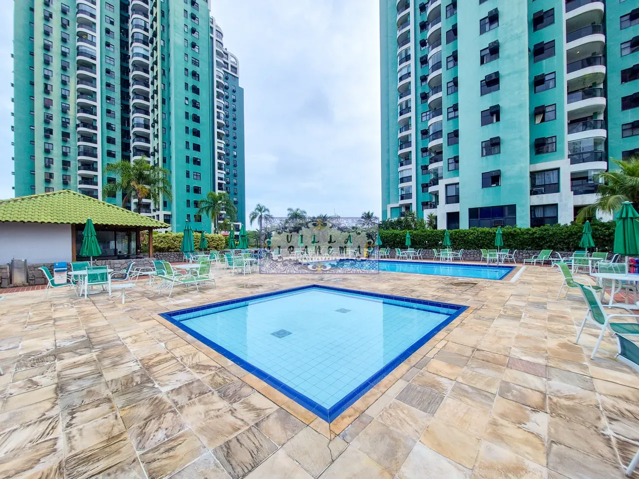 200 m² apartment with 3 en-suite bedrooms and private BBQ — photo 49