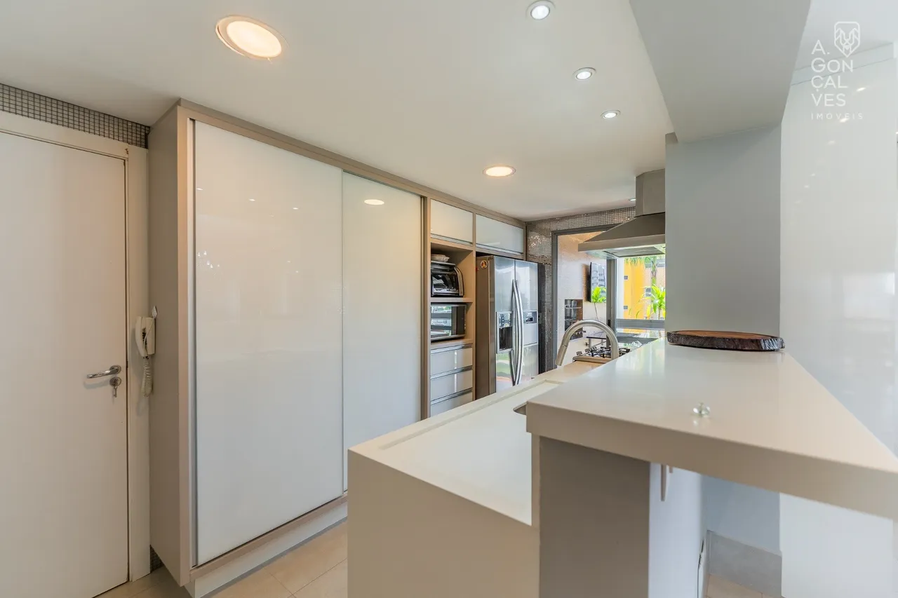 Apartamento mobiliado de 167 m² com 3 dormitórios — photo 10