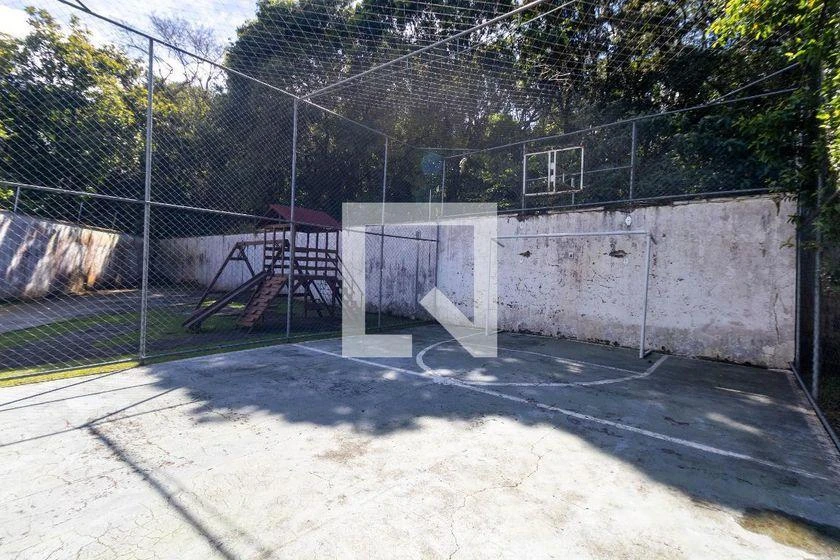Балкон с грилем и 3 спальни: квартира 80 м² — photo 44