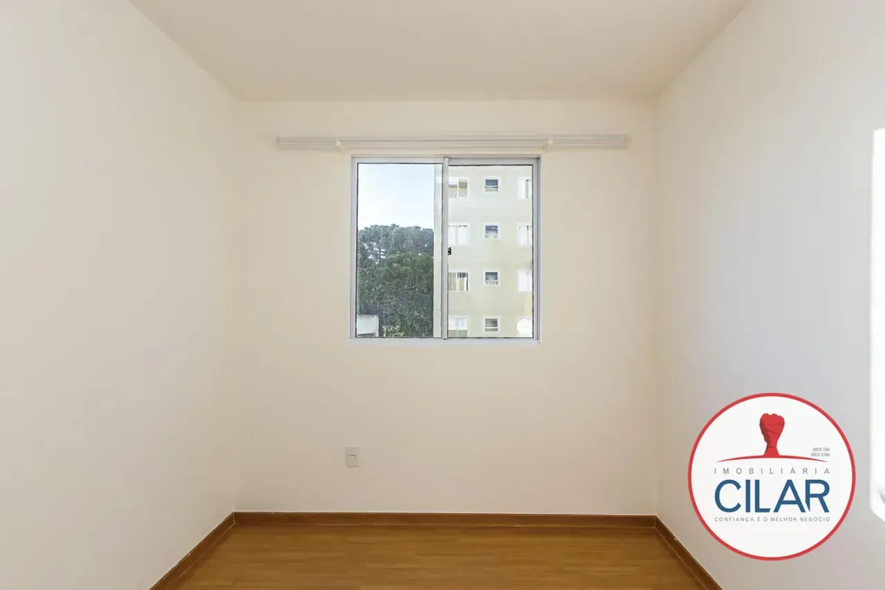 2-bedroom apartment with open-plan kitchen — photo 2