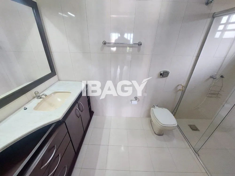 House for rent with 6 bedrooms, 5 suites and 7 bathrooms — photo 47