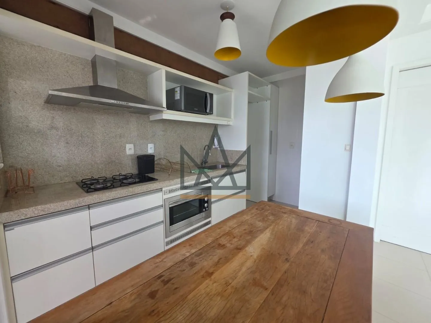 Квартира с 2 спальнями, suite и балконом, 77 м² — photo 26