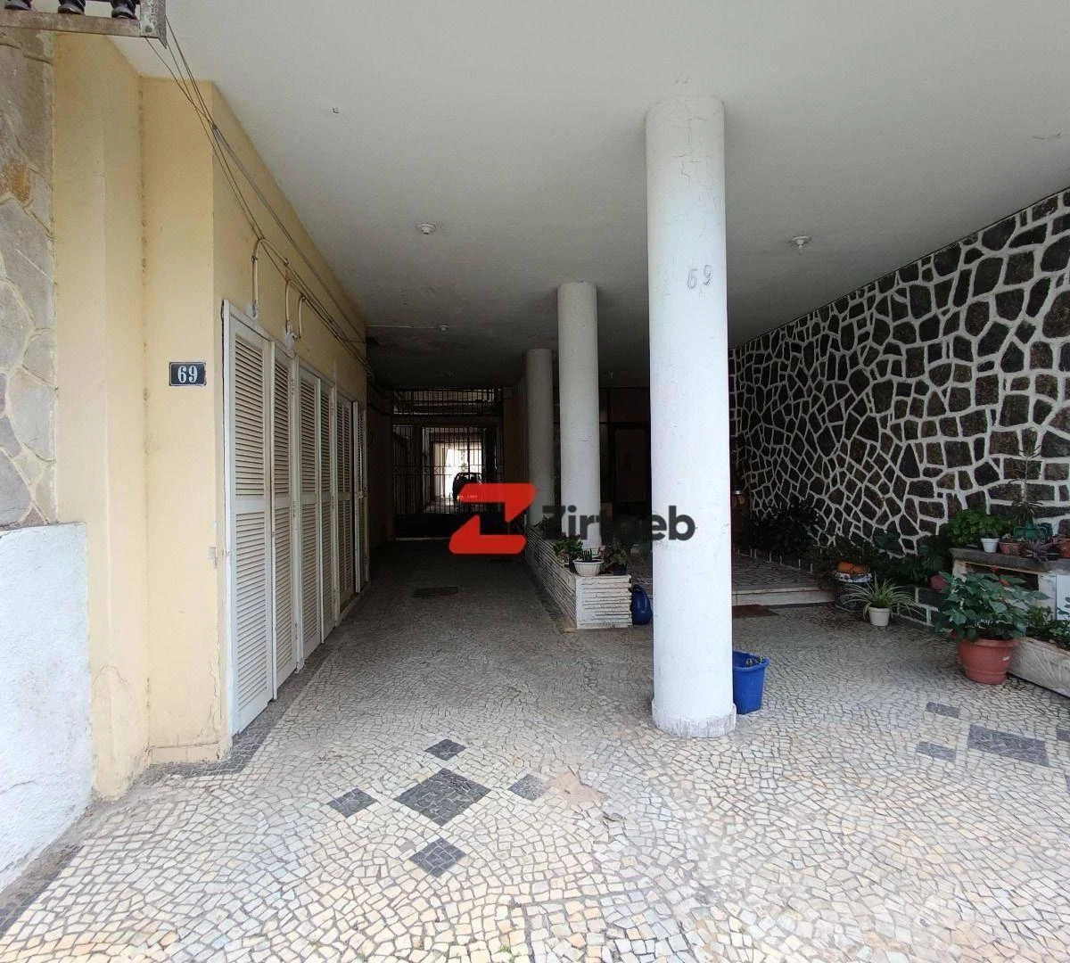 90 m² apartment with 2 bedrooms and city views — photo 10