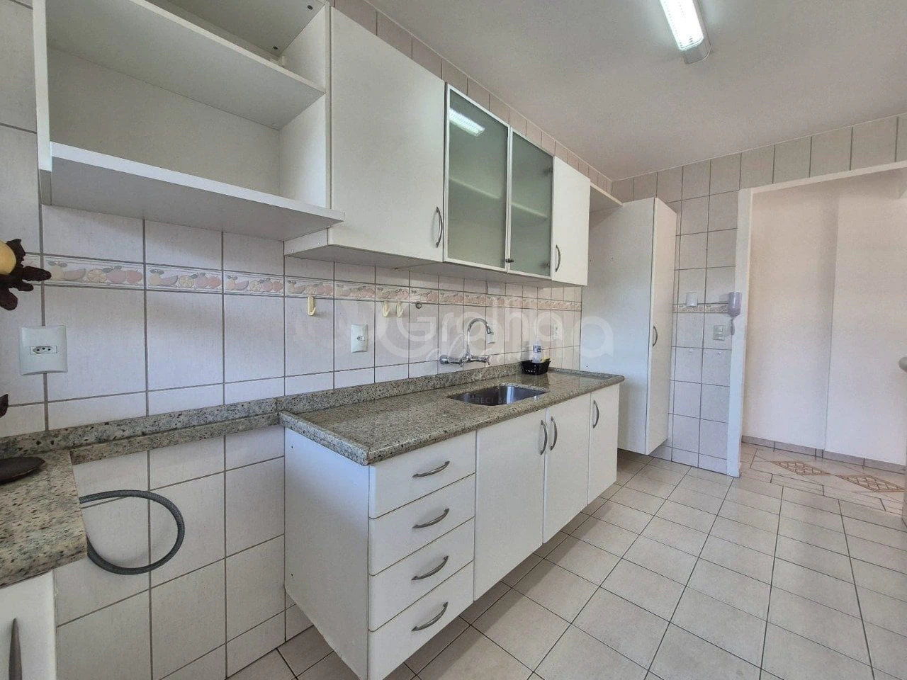 2-bedroom apartment with a private BBQ — photo 12