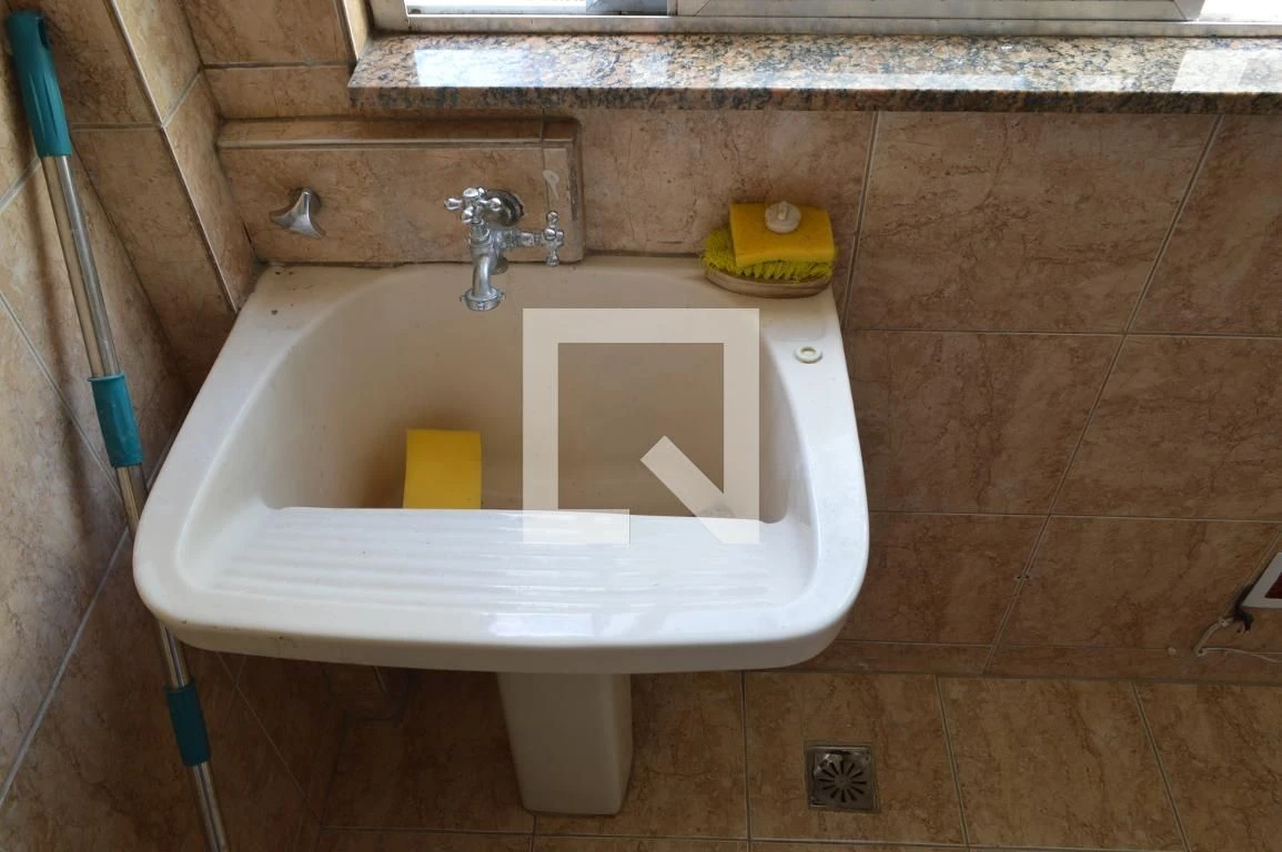 2-bedroom apartment with a mountain view in Rio de Janeiro — photo 21