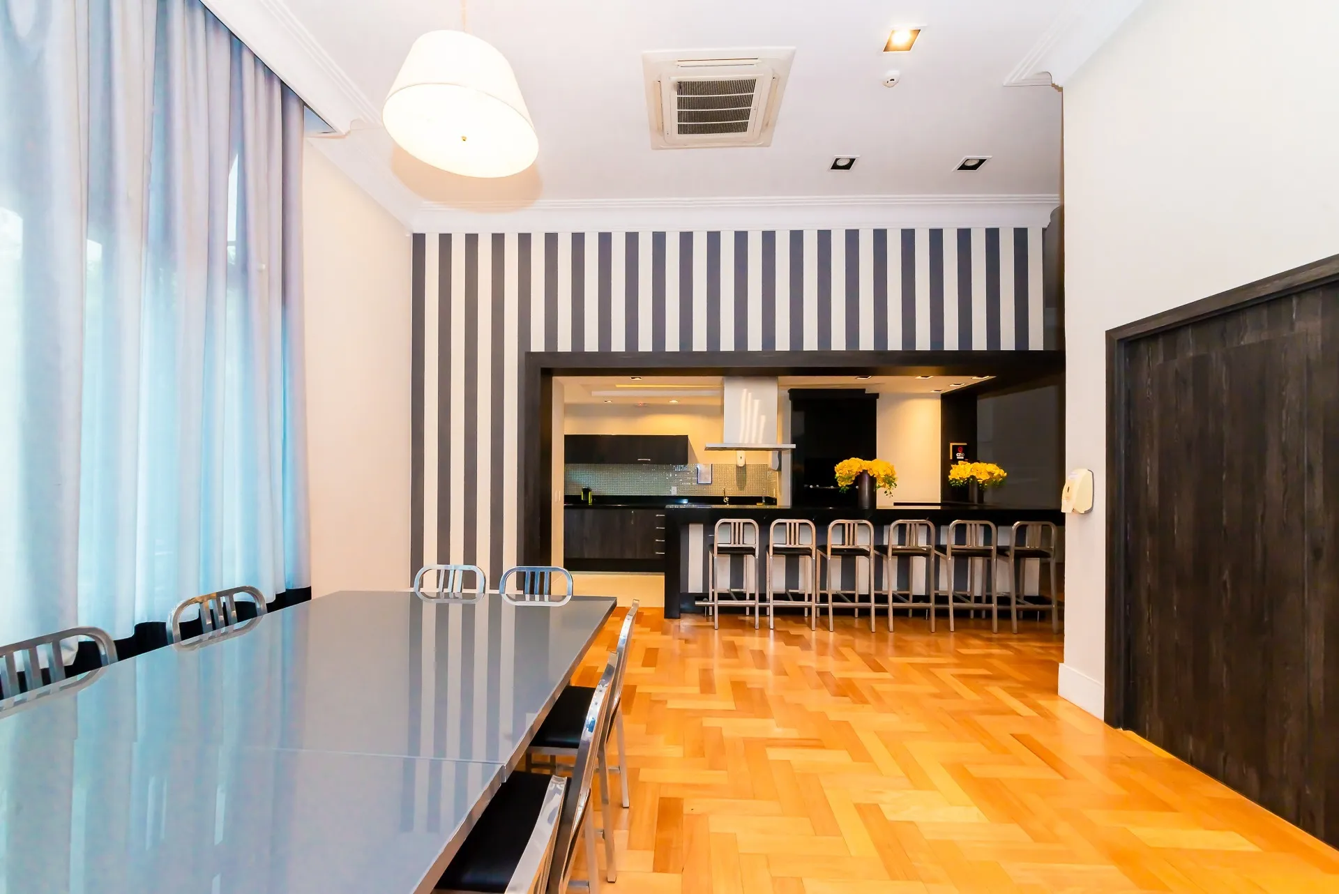 Apartamento mobiliado de 70 m² com 1 quarto e varanda — photo 39