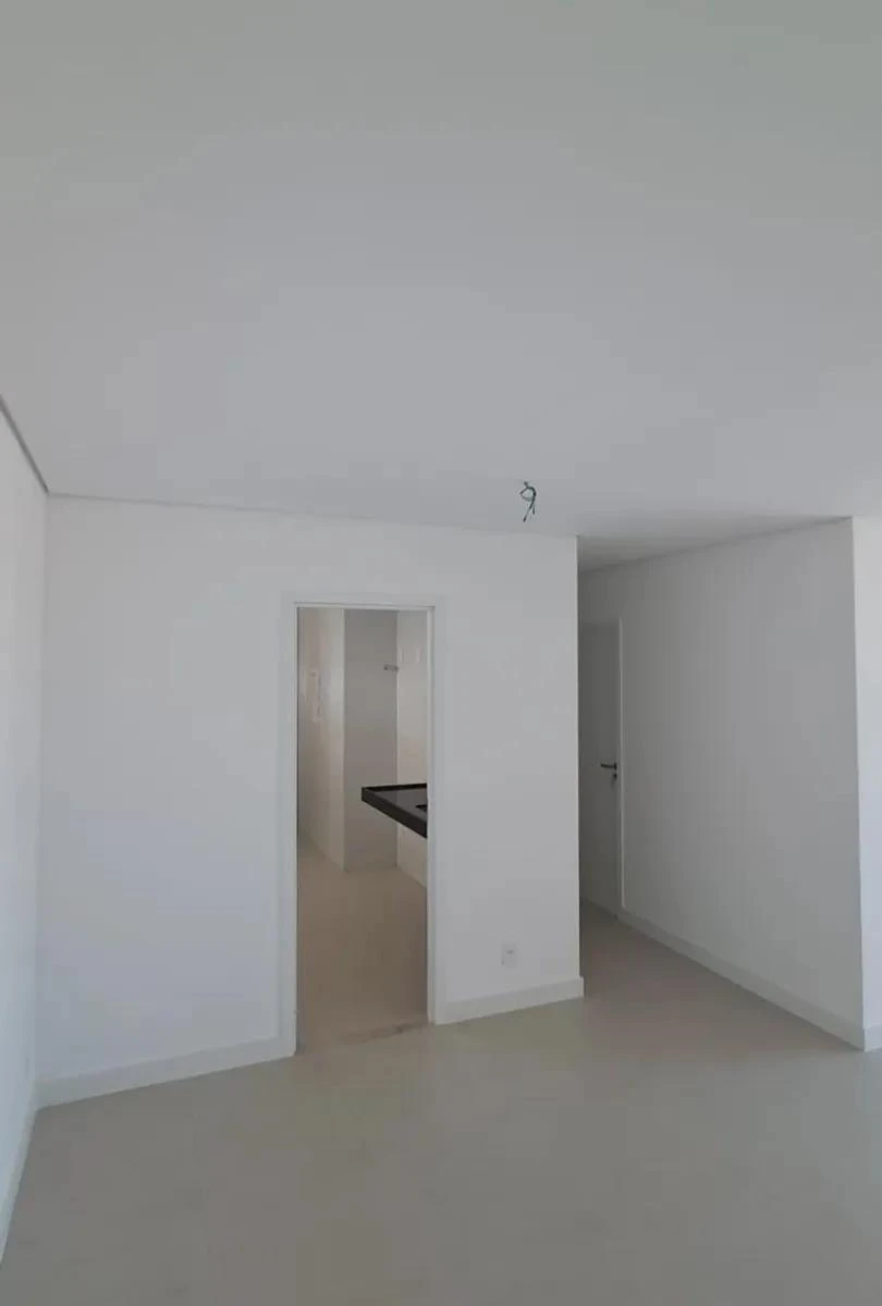 3-bedroom apartment with floor-to-ceiling windows — photo 22
