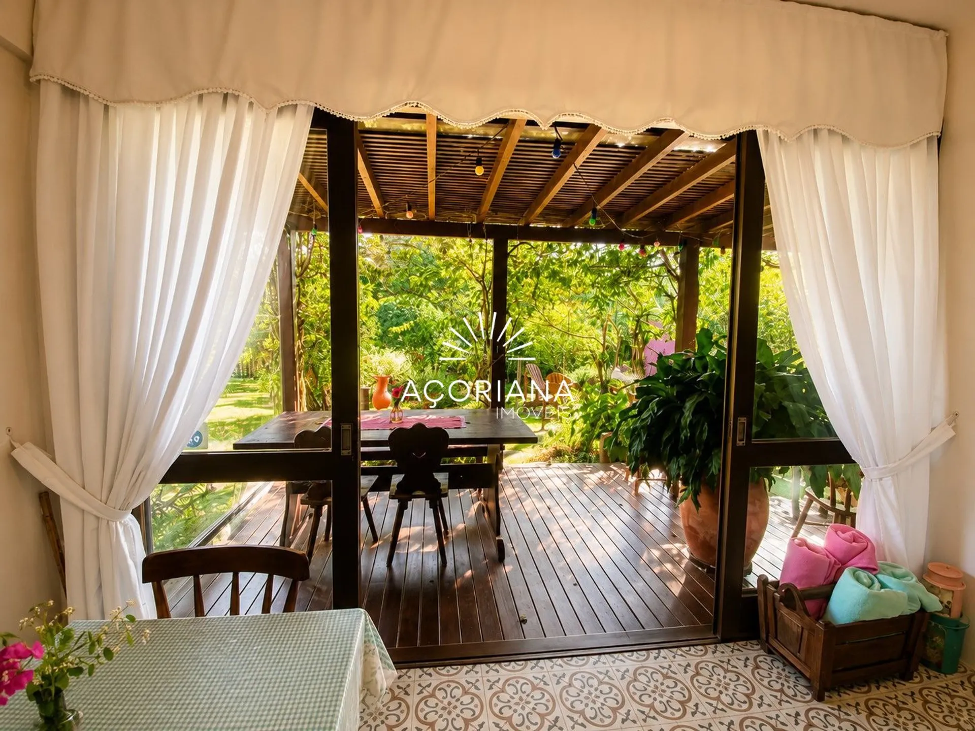 Casa com 4 suítes e cozinha fechada de 750 m² — photo 12