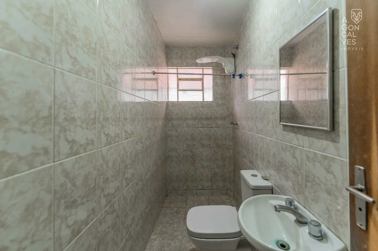 House with 3 bedrooms and 2 parking spaces — photo 13