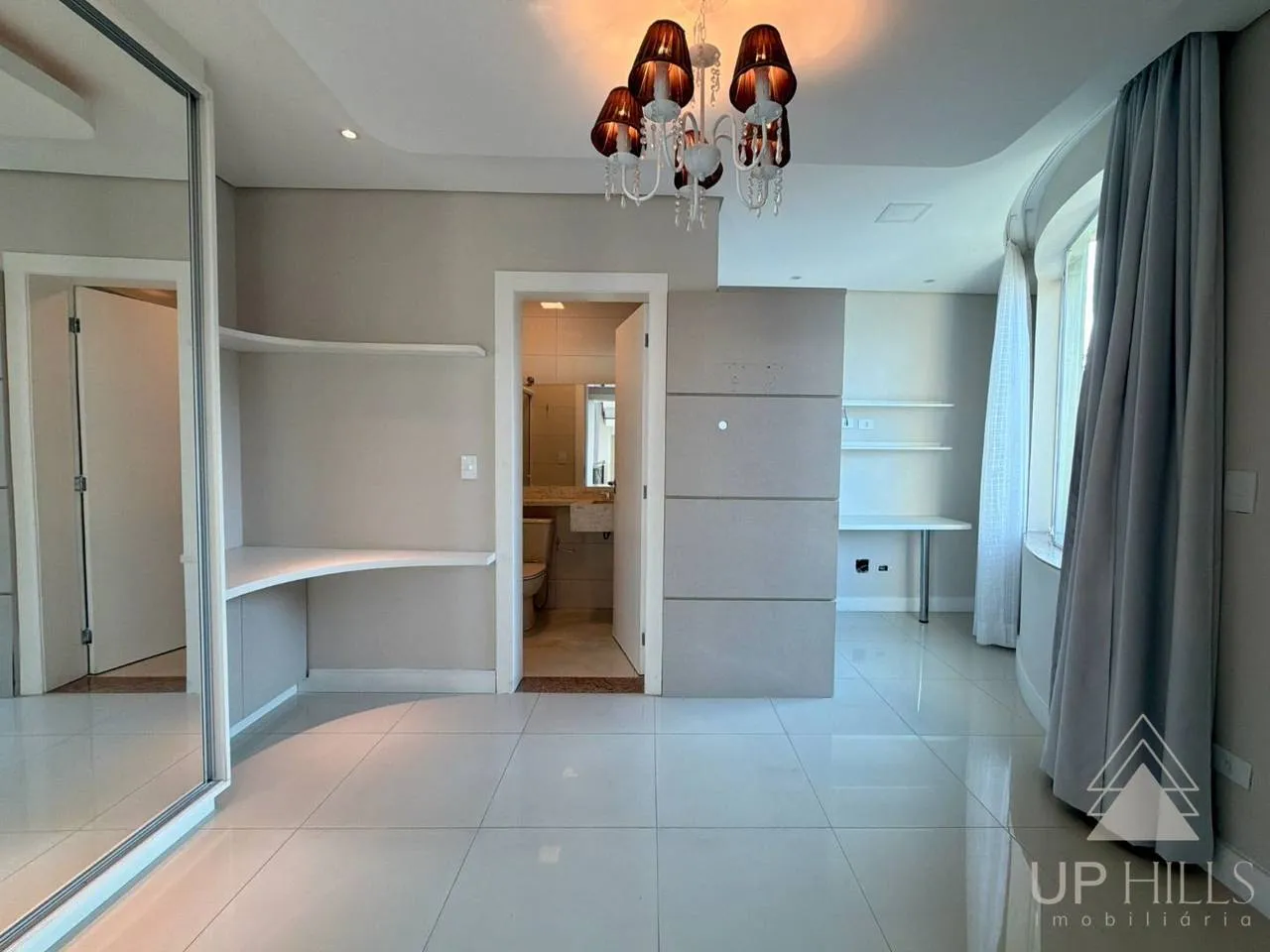 Casa com 3 suítes e cozinha aberta com fogão a gás — photo 16