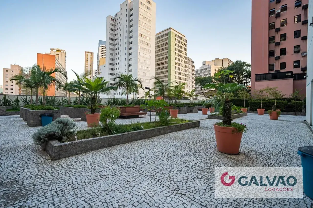 Apartamento amueblado de 1 dormitorio y balcón — photo 11