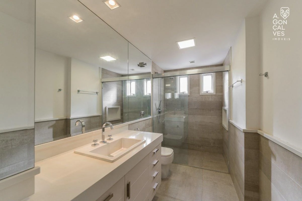 Робоче місце та 5 спалень: квартира 442 м² — photo 42