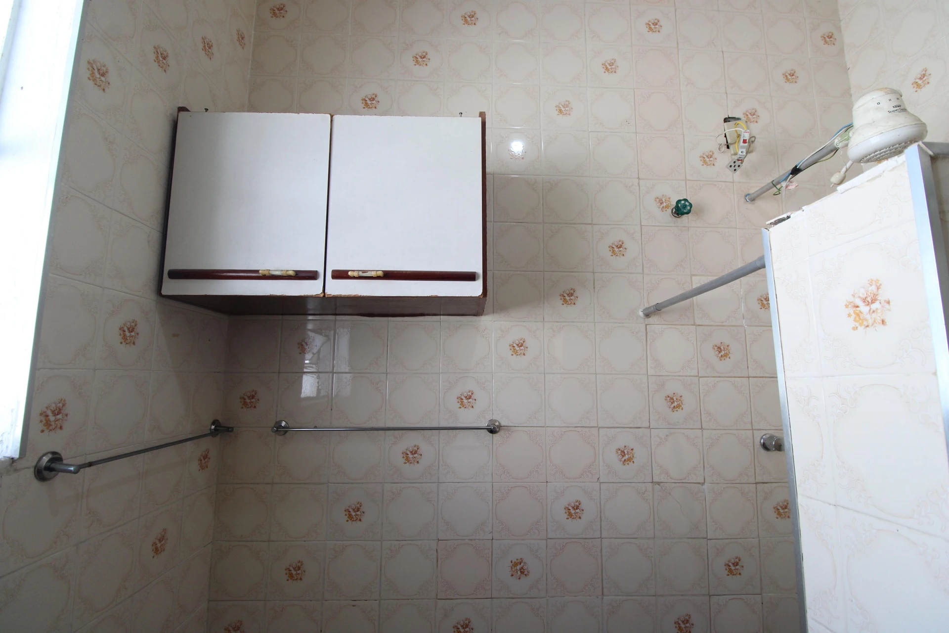 Unfurnished house with 3 bedrooms, 2 bathrooms and garden — photo 36