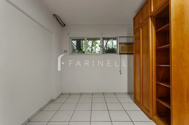 House with 3 bedrooms and 5 bathrooms plus 2 parking spots — photo 42