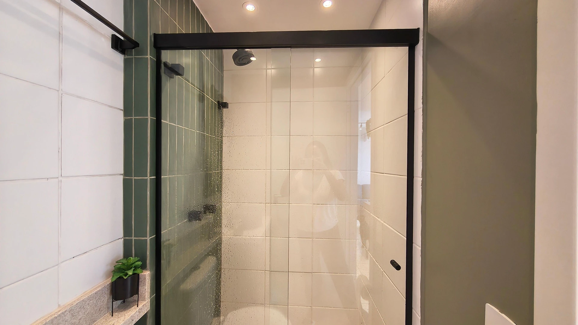 Mountain view in a 2-bedroom apartment, 53 m² — photo 2