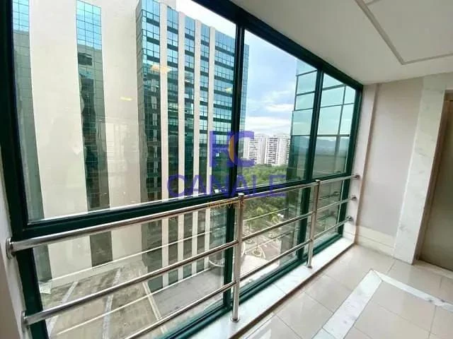 Unfurnished apartment with 1 bedroom and 1 bathroom