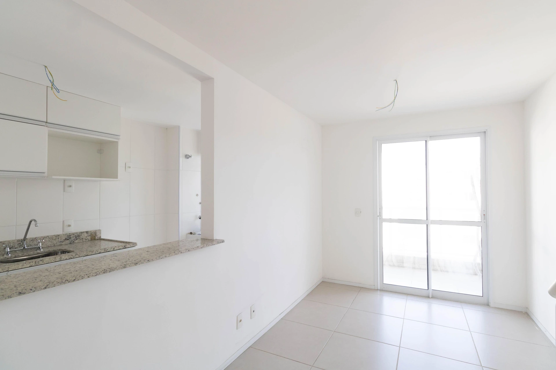 Apartamento mobiliado com 3 quartos e varanda envidraçada — photo 34