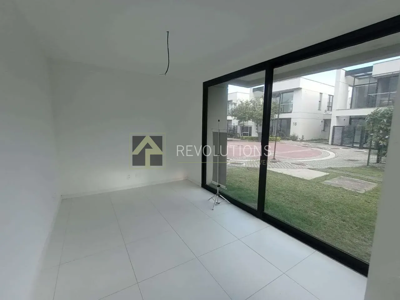 139 m² house with a garden and a private BBQ — photo 8