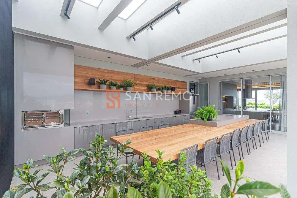 Apartamento amueblado de 2 habitaciones con 2 suites y 115 m² — photo 11