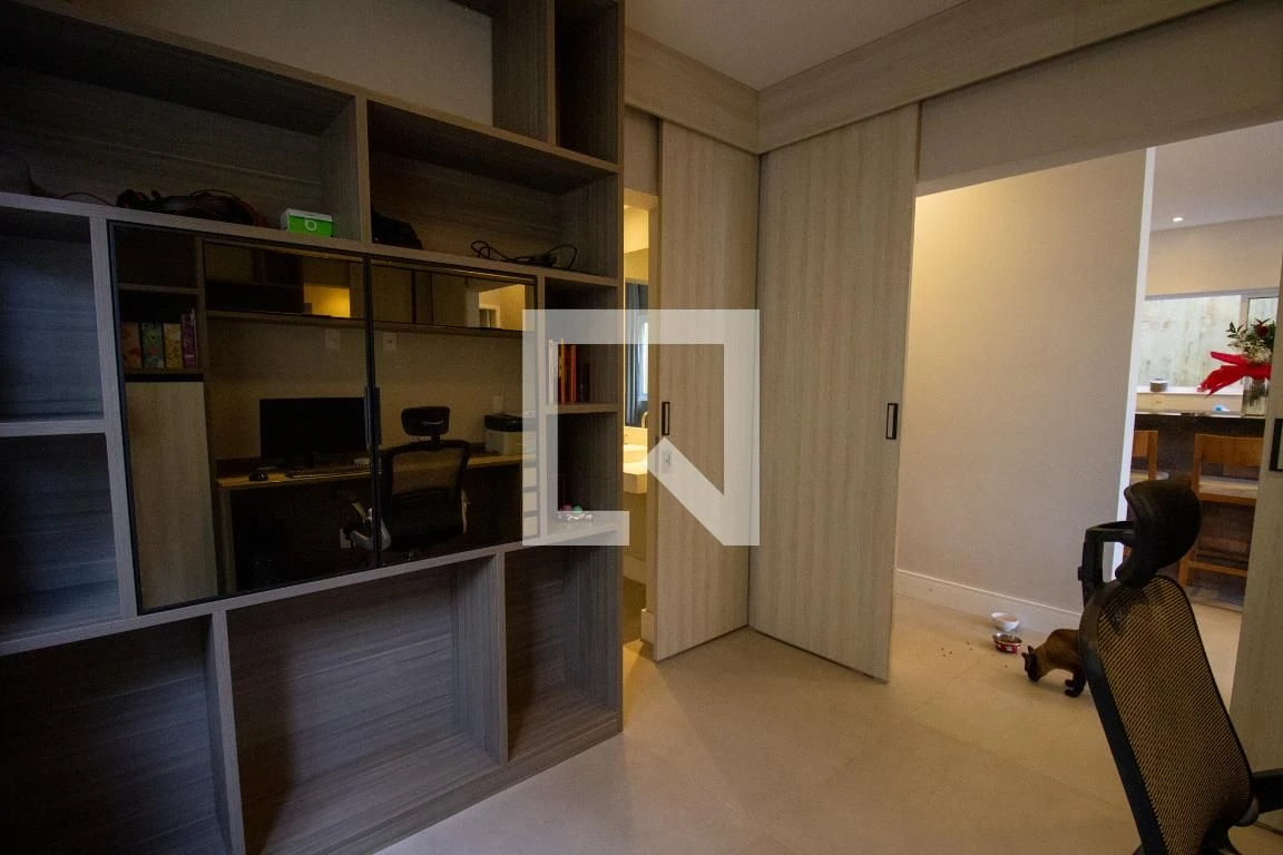 4-bedroom house with a bathtub in Rio de Janeiro — photo 58