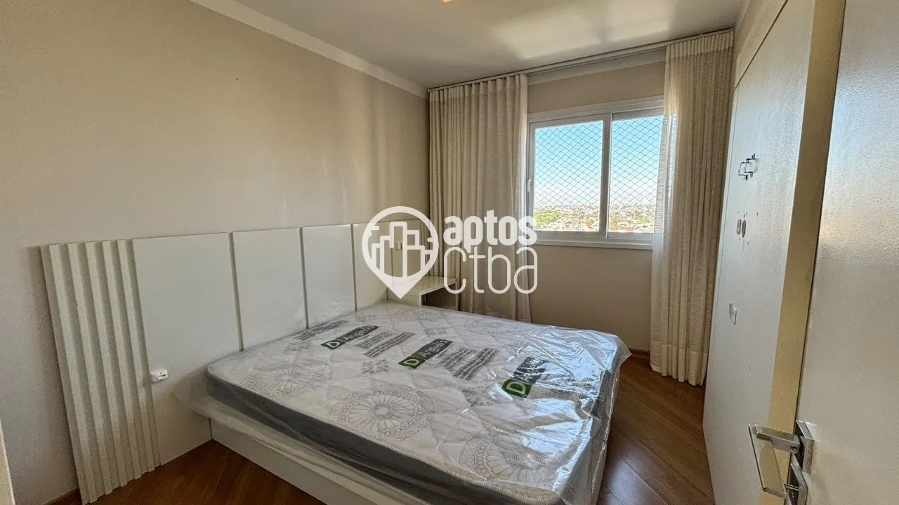 3-bedroom apartment with a home office in Curitiba — photo 3