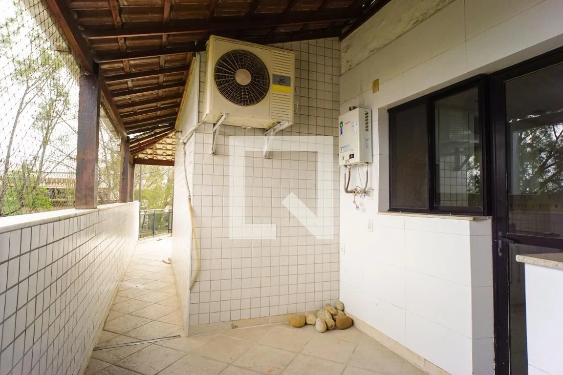 Apartment with 2 bedrooms and 3 bathrooms pets allowed — photo 8