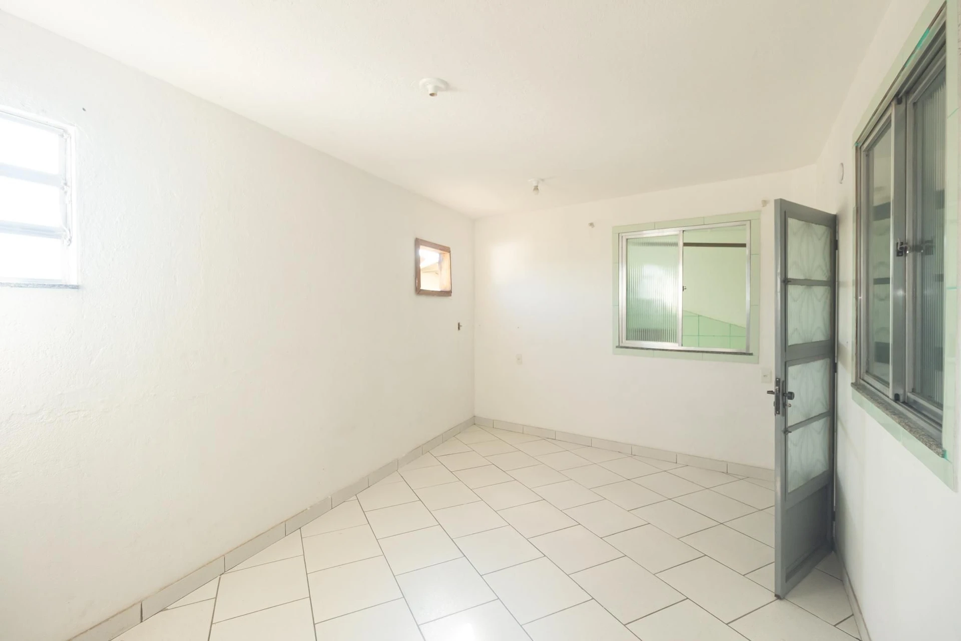Rental apartment with 2 bedrooms and 3 bathrooms — photo 9