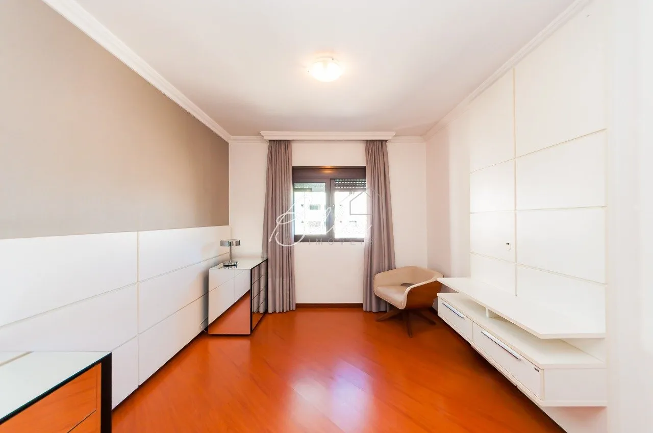 250 m² apartment with 3 bedrooms and private BBQ balcony — photo 15