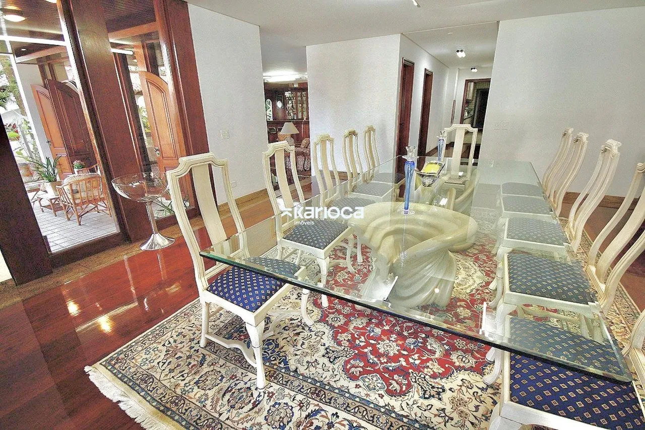 Unfurnished apartment with 5 bedrooms and open-plan kitchen — photo 15