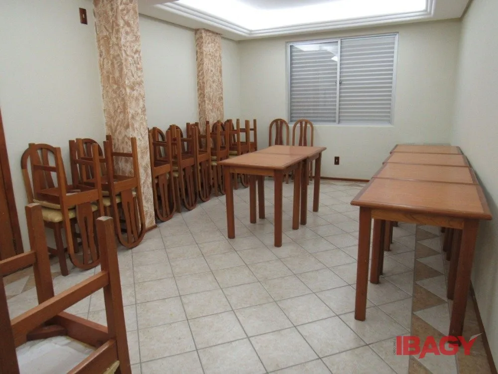 Apartamento sin estacionamiento, cocina cerrada y 75 m² — photo 22