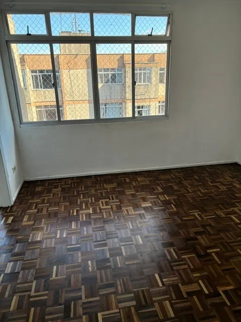 Apartment with 2 bedrooms and 1 bathroom plus 2 parking