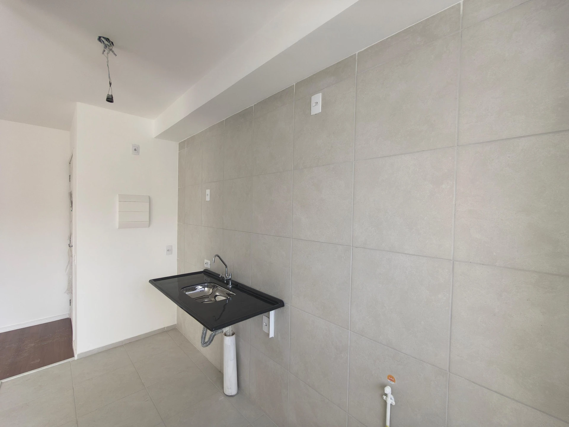 Apartamento de 2 quartos em condomínio com academia — photo 24