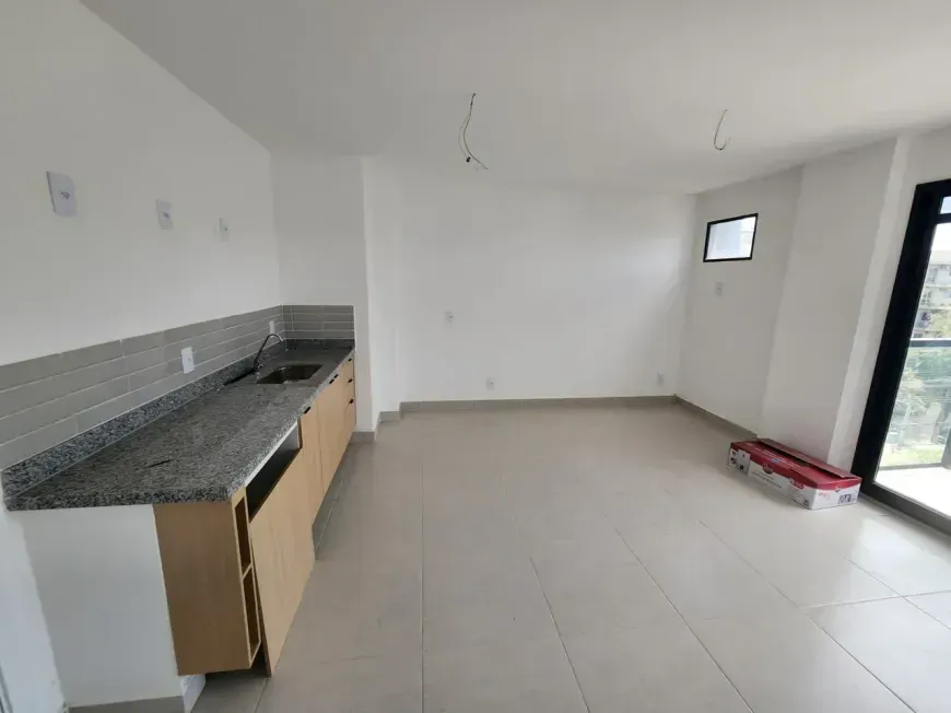 One-bedroom apartment with a mountain view in Rio de Janeiro — photo 2